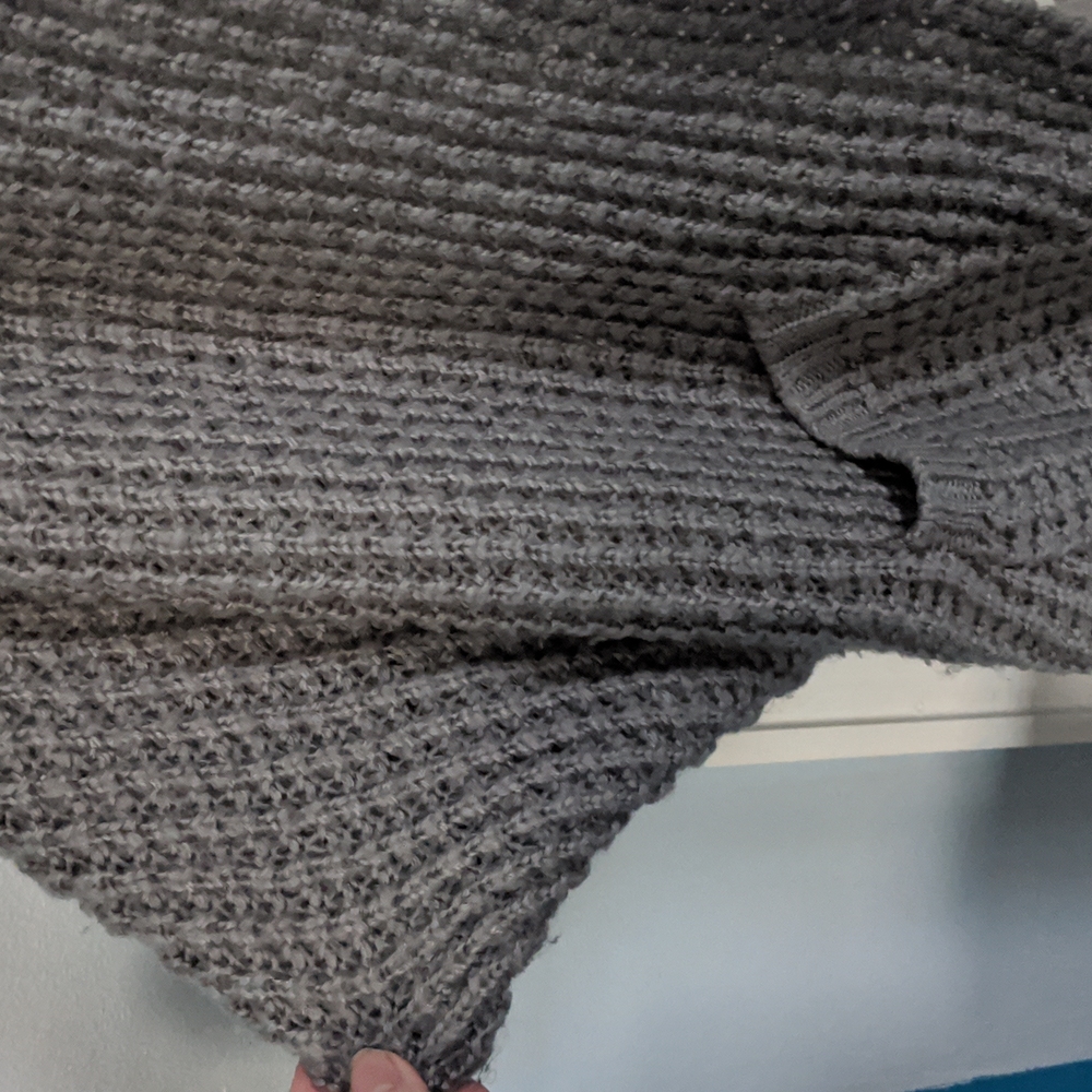 Element Ruana - Picture 2 of 7